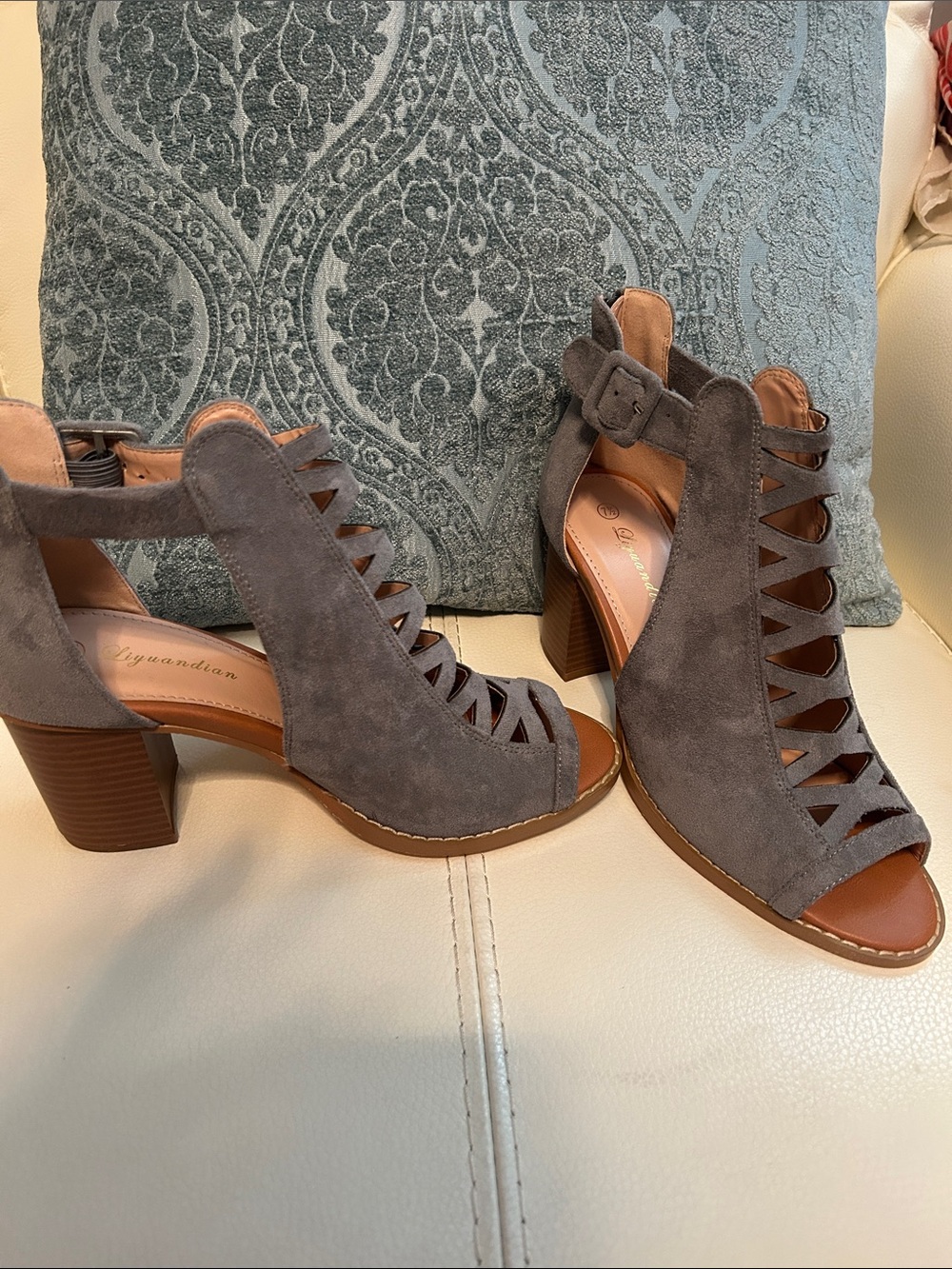 Women's Gray Suede Cutout Block Heel Sandals